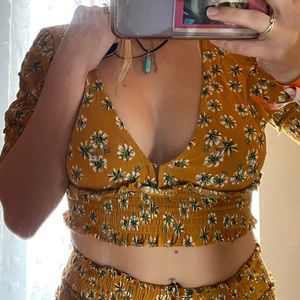 🌼Floral Top🌼